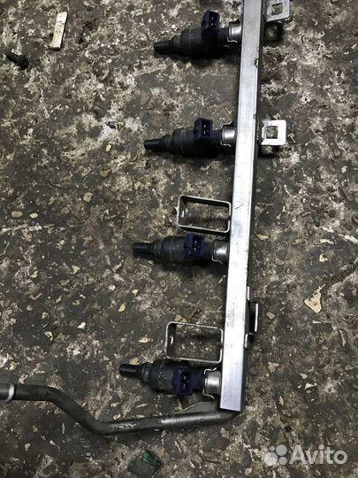 Топливная рампа BMW X3 Е83