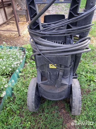 Мойка высокого давления karcher к 5.55