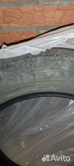 Pirelli Ice 235/55 R19 33W