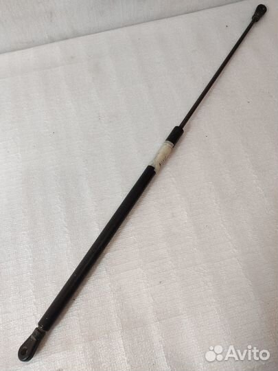 Амортизатор капота audi a4 b5