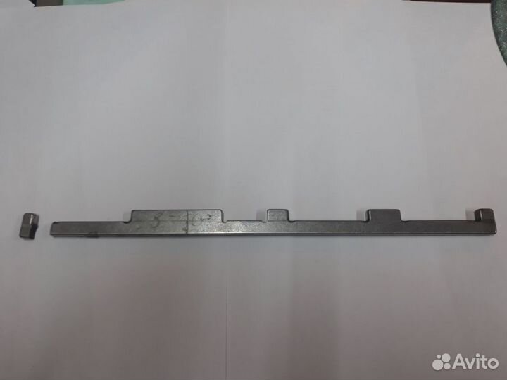 Ключ (стопорная планка) 2771402 на кпп eaton rtso