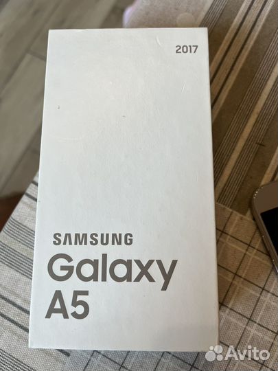 Телефон Samsung galaxy a5 2017