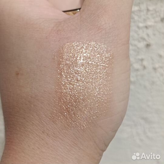 Блеск для губ L'oreal paris infaillible