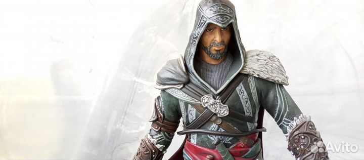 Assassin s creed фигурка