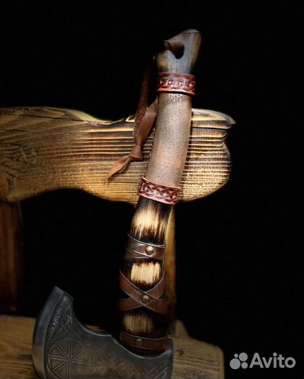 Топор кованый ручной работы