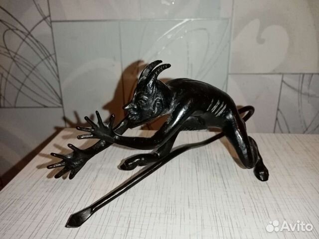 Фигурка дразнящего черта, большой, дл. 15,8см
