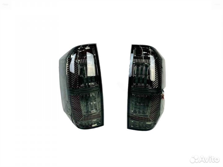 Стоп - сигналы Toyota Tundra (XK50) C0764