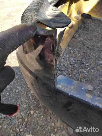 Бампер задний chrysler 300m