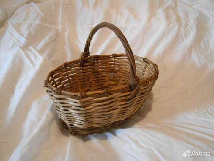 Корзинка плетеная, ручная работа
