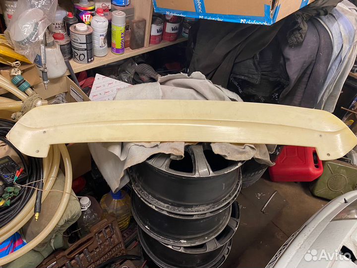 Спойлер golf 4 стиль r32