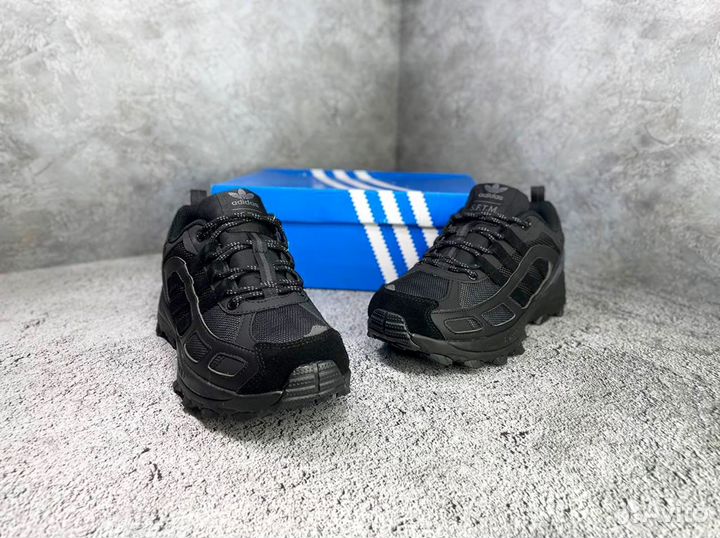 Кроссовки adidas sftm