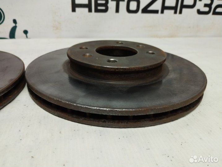 Тормозные диски переднее Hyundai Solaris седан