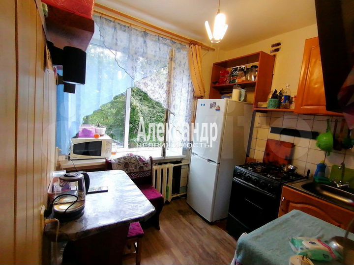 3-к. квартира, 56,3 м², 2/5 эт.