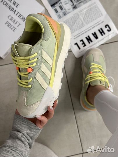 Кроссовки Adidas Neo Futro 40/39