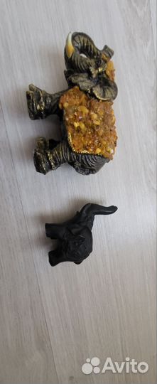 Подсвечники, декоративные фигурки