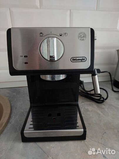 Кофеварка рожковая delonghi