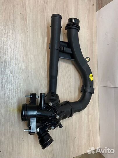 Термостат Mercedes Benz W205 2014)