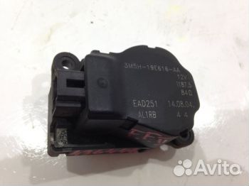 Моторчик управления заслонкой печки 3M5H19E616AA
