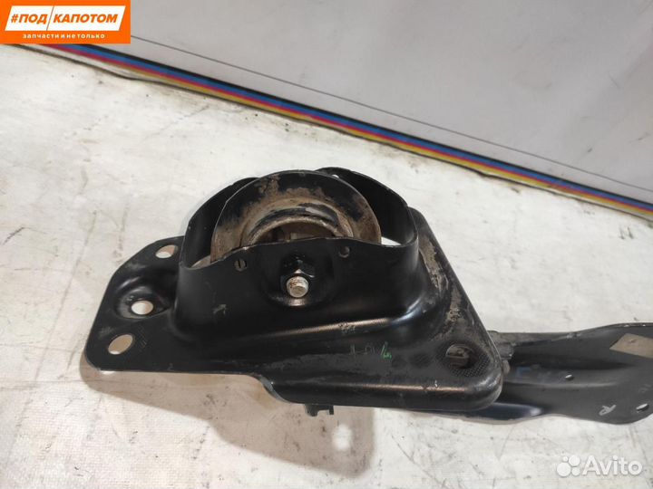 Рычаг задний продольный правый Volkswagen Golf 5