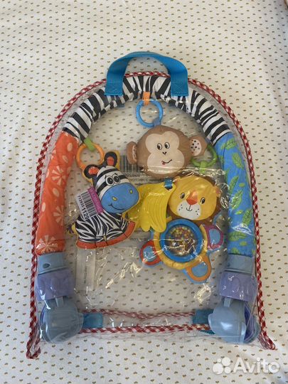 Игрушка на кроватку