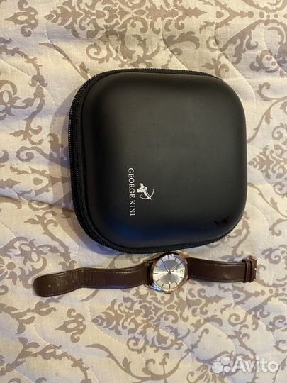 Продам часы George kini