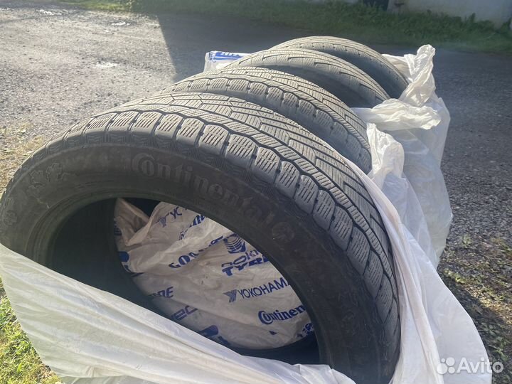 Continental ContiWinterViking 2 235/50 R19