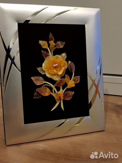 Янтарное панно (картина)