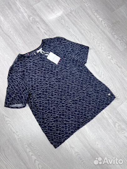 M Новая Tommy Hilfiger Блуза