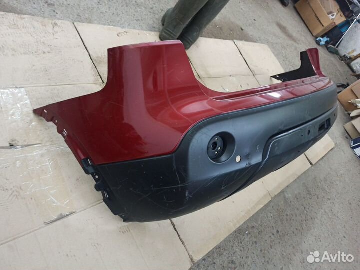 Бампер задний Nissan Qashqai J10 красный