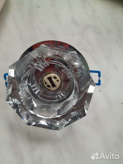 Точечные встраиваемые светильники