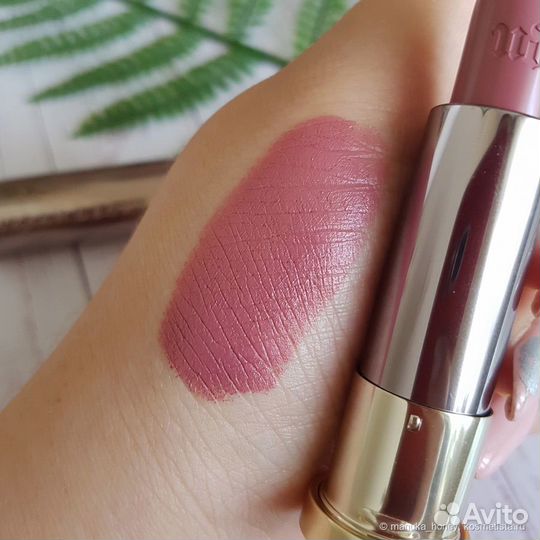 Urban Decay помада, тушь, спрей фиксирующий