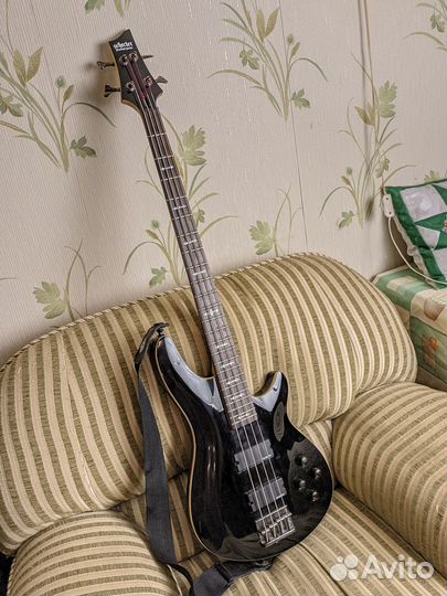 Бас-гитара Schecter Omen-4 BLK