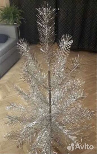 Новая советская елка и игрушки