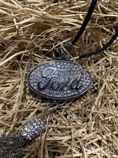 Подвеска ароматизатор для автомобиля