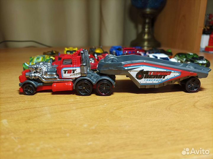 Машинки Hot Wheels