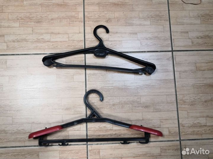 Вешалки плечики