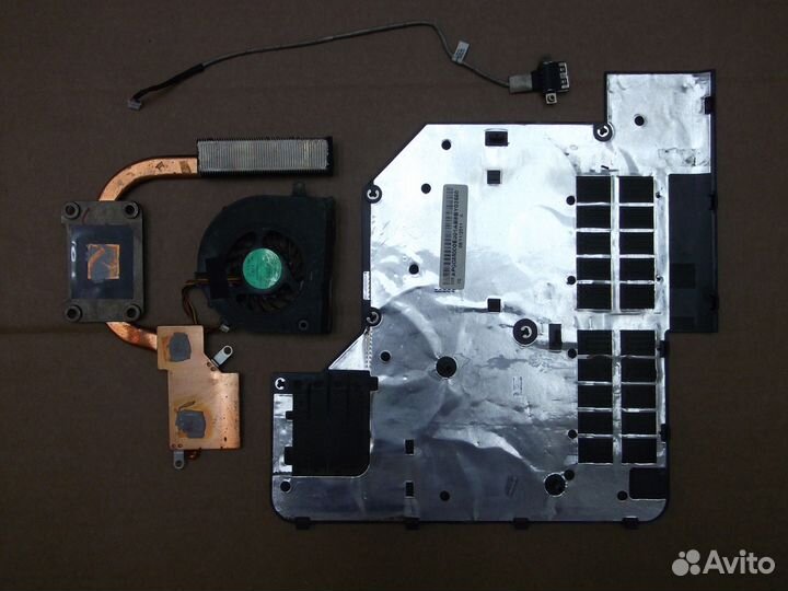 Lenovo IdeaPad G570 по запчастям