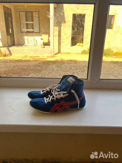 Борцовки asics tiger 27,5