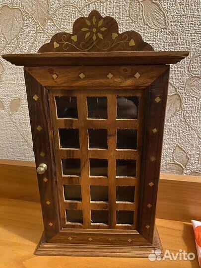 Ключница настенная из массива палисандра