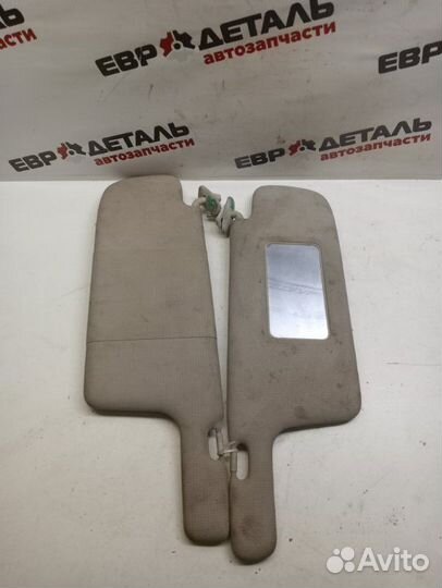 Козырек солнцезащитный Audi 80 B3 седан 1989