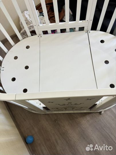 Детская кроватка круглая овальная