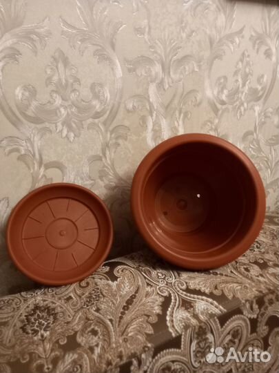 Кашпо коричневое