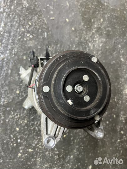 Компрессор nissan teana j32 /Murano 51 08