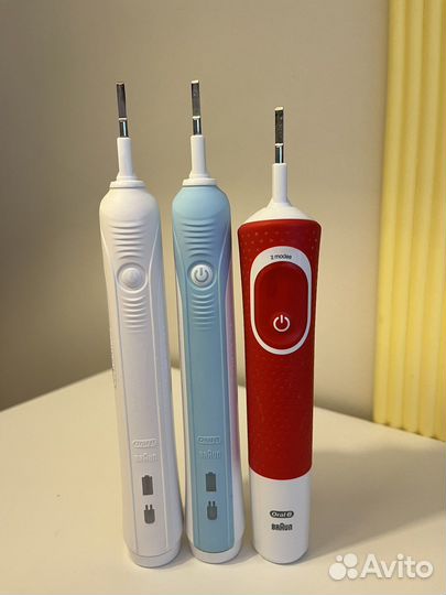 Электрическая зубная щетка Braun Oral-B