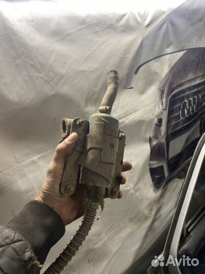 Бак топливынй насос