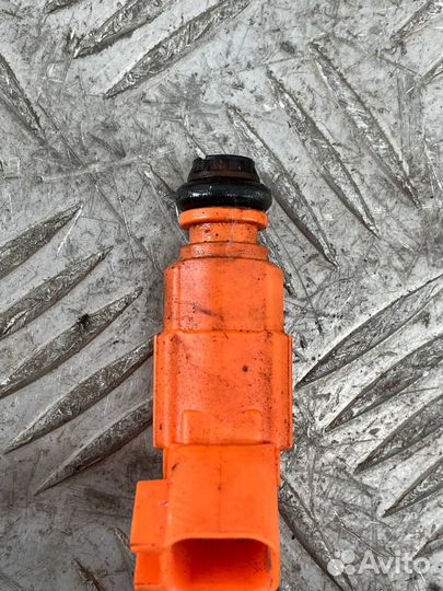 Форсунка Мазда Атенза GG