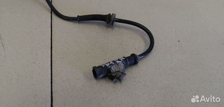 Датчик ABS задний правый Almera N16 2000-2006