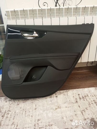 Обшивка двери задняя правая Киа Серато 4bd