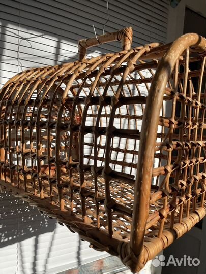 Клетка переноска из виноградной лозы