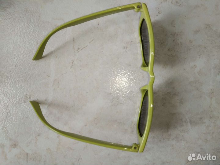 Очки солнечные детские